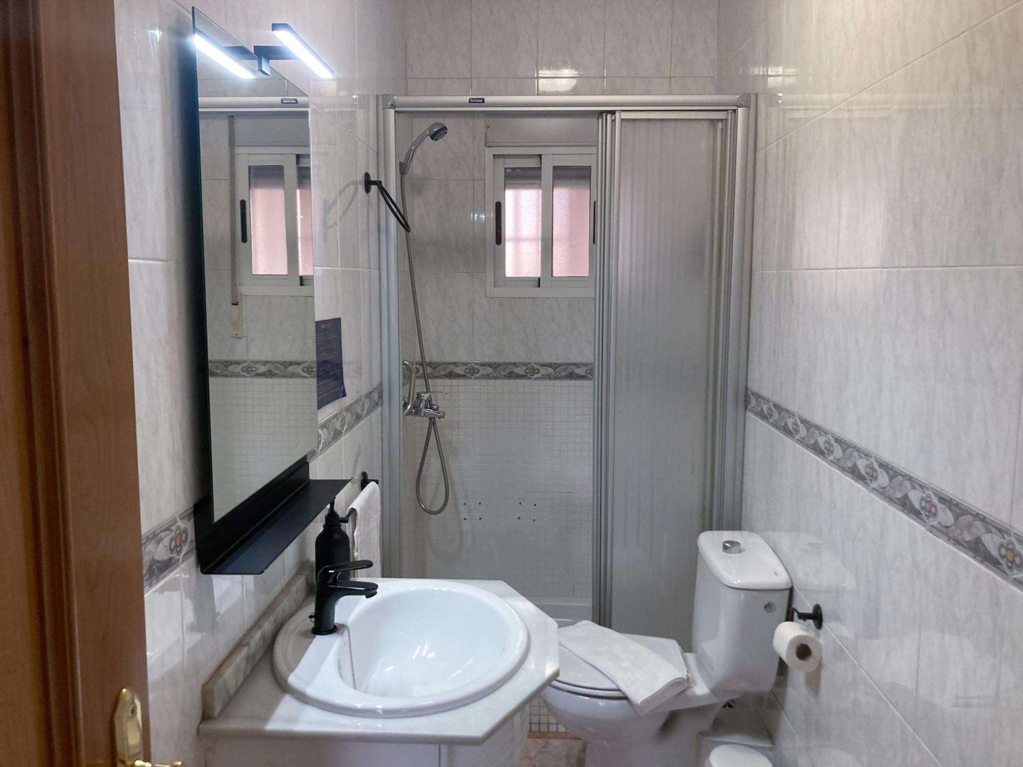 Luninoso Y Practico Apartamento En El Centro Con Amplio Parking Incluido 그라나다 외부 사진